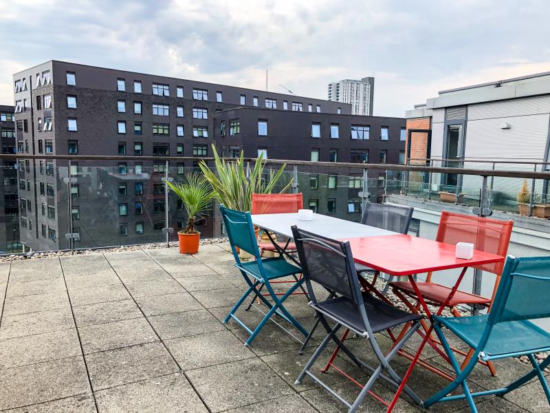 Apt 6.03 :: Flint Glass Wharf image 2