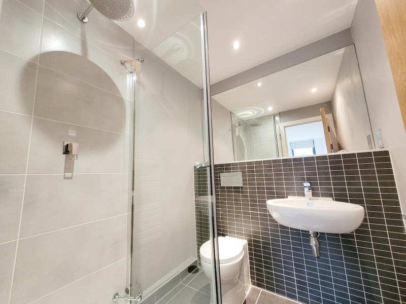 Apt 6.03 :: Flint Glass Wharf image 7