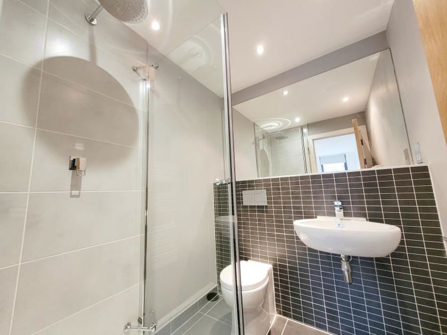 Apt 6.03 :: Flint Glass Wharf image 7
