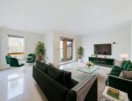 Apt 3.16 :: Ice Plant image 1