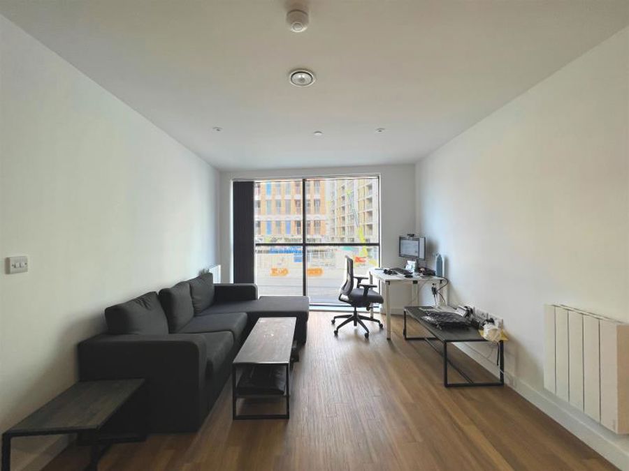 Deluna, Ancoats image 1