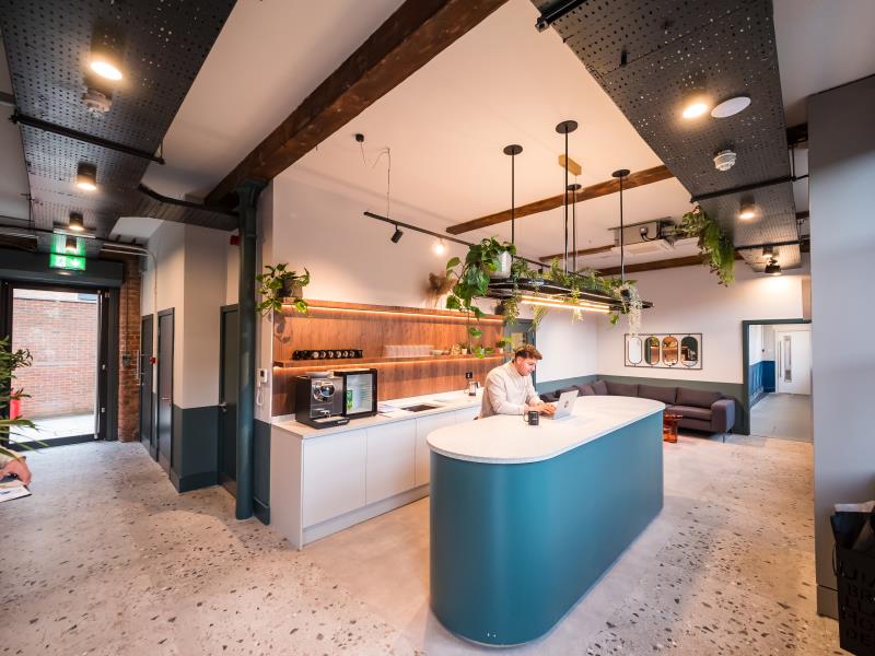 Private office at Flint Glass Works image 8