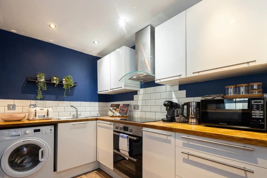 Apt 131a, Liverpool Road image 9