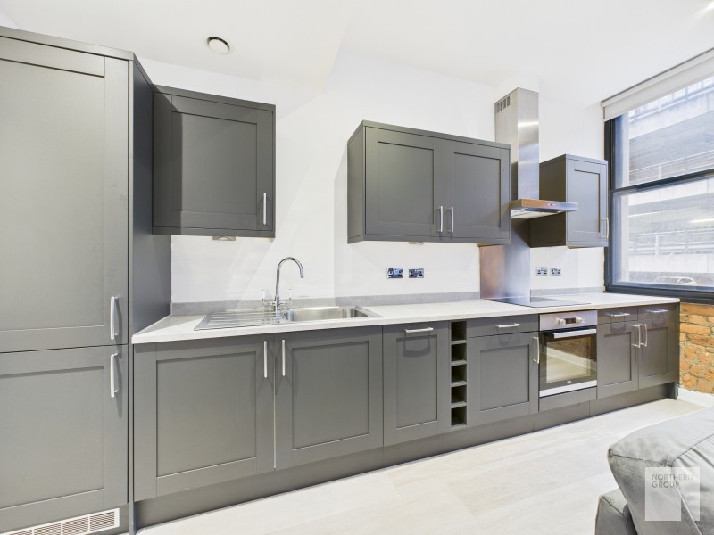 Flat 7 :: Gramercy House  image 4