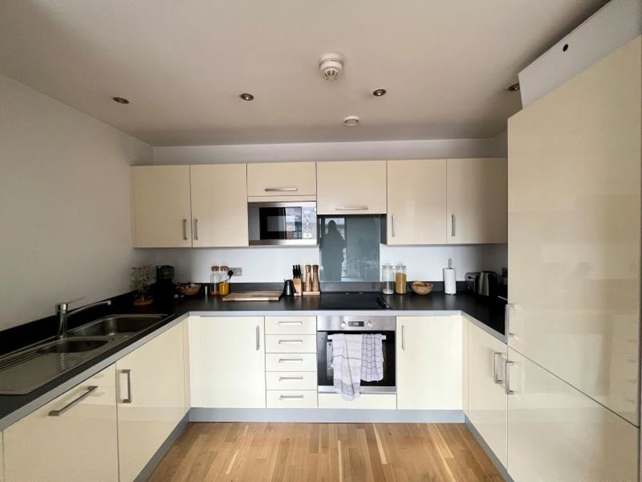 Apt 2.14 :: Flint Glass Wharf image 4