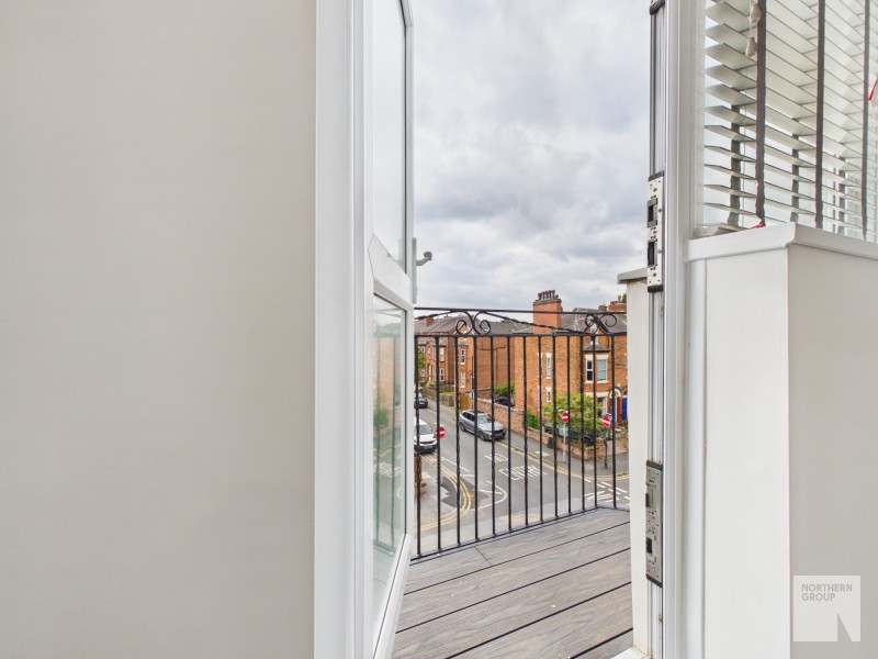 Warwick Road :: Chorlton image 7