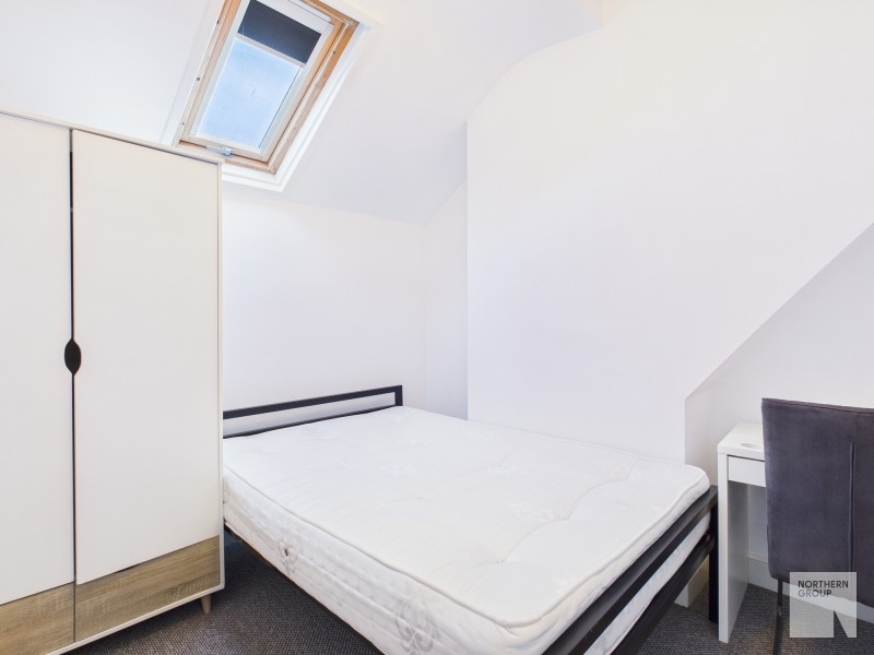 Barlow Moor Road :: Chorlton image 6