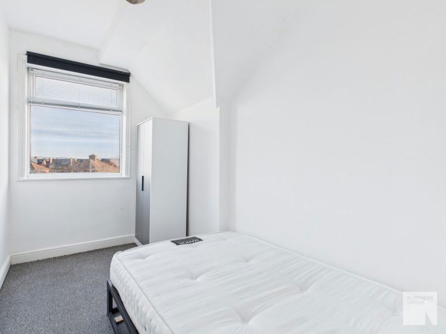 Barlow Moor Road :: Chorlton image 8