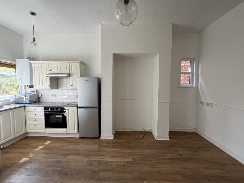 Flat 2 :: 12 Maple Ave image 9