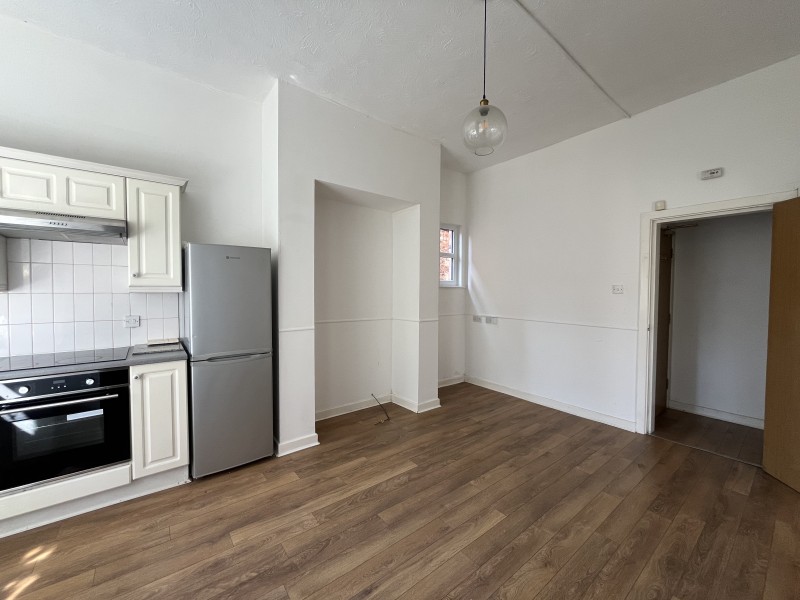 Flat 2 :: 12 Maple Ave image 10