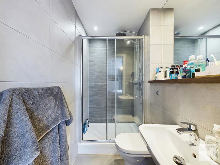 Wilburn Basin :: Salford image 6