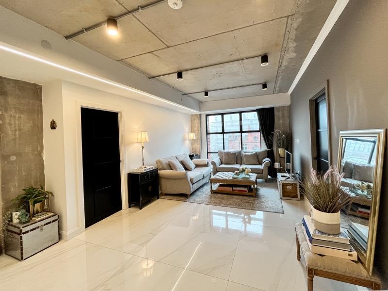 Apartment 4.07 One Silk Street image 3