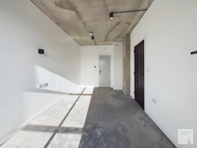 Apartment 4.07 One Silk Street image 4