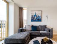 Flat 50 :: The Quarters image 3