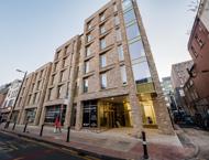 Flat 50 :: The Quarters image 14