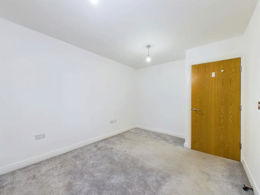 Tarn House, Manchester image 8