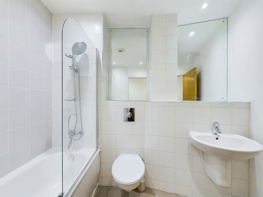 Tarn House, Manchester image 9