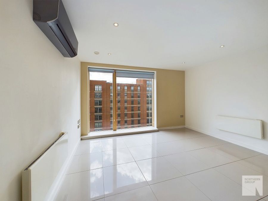 Apt 6.05 :: Ice Plant image 1