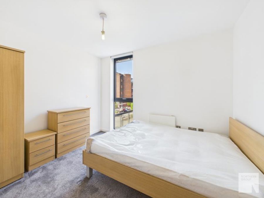 Apt 2.02 :: Flint Glass Wharf image 9