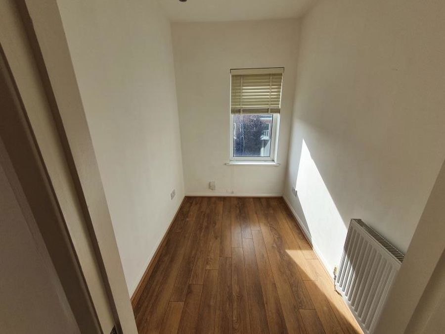 Flat 3 :: 17 Warwick Rd image 9