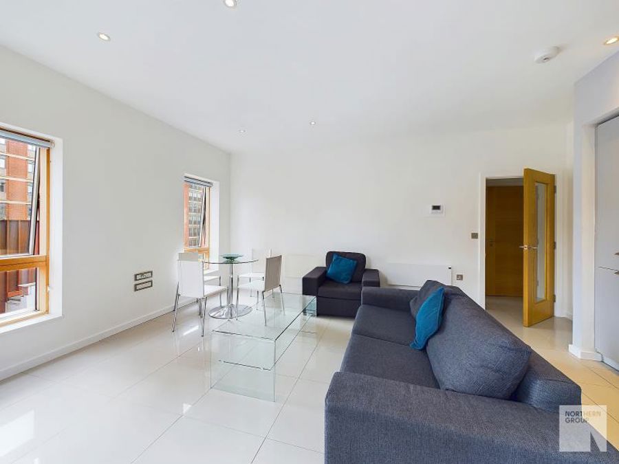 Apartment 4.03 :: Ice Plant image 4