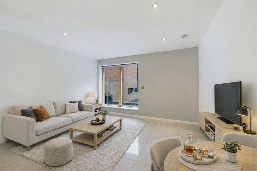 Apt 1.05 :: Ice Plant image 1