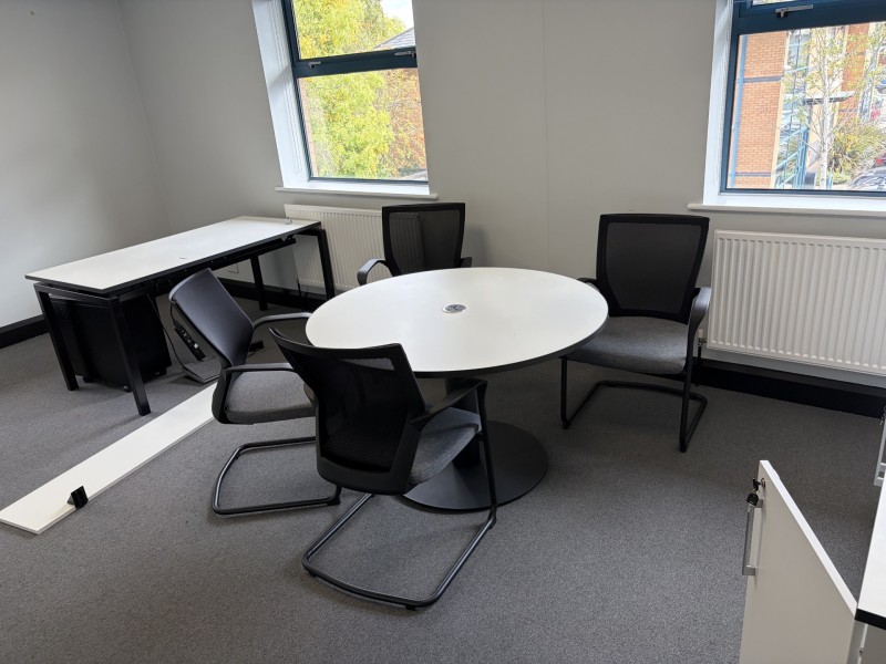 Unit 1, 1st Floor : Silkwood Park image 5