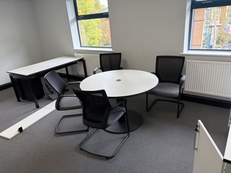 Unit 1, 1st Floor : Silkwood Park image 5