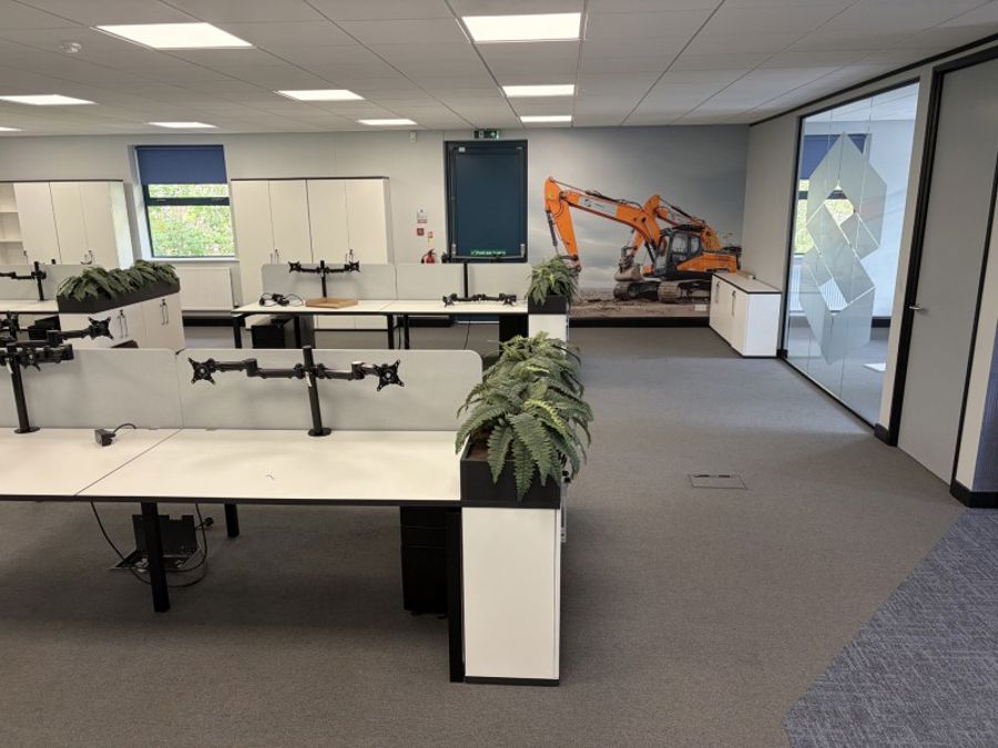 Unit 1, 1st Floor : Silkwood Park image 6