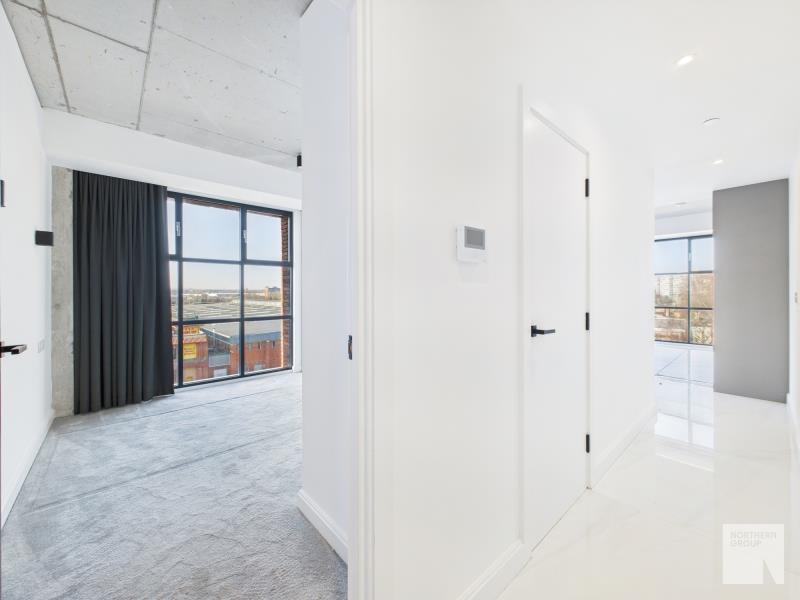 Apt 5.03 :: One Silk Street image 7