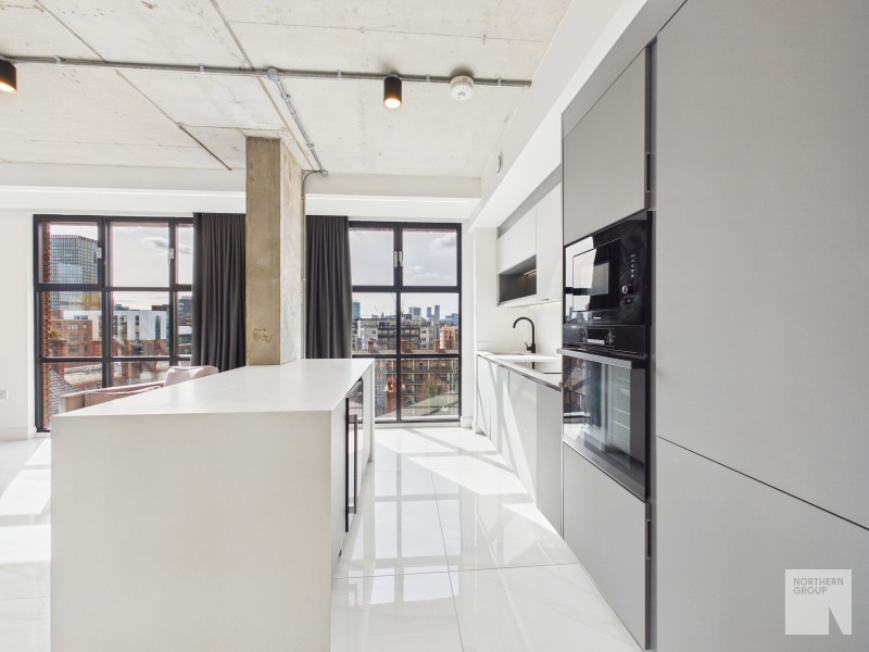 Apt 6.10 :: One Silk Street image 3