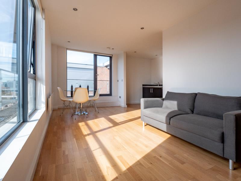 Apt 6.07 :: Flint Glass Wharf image 1