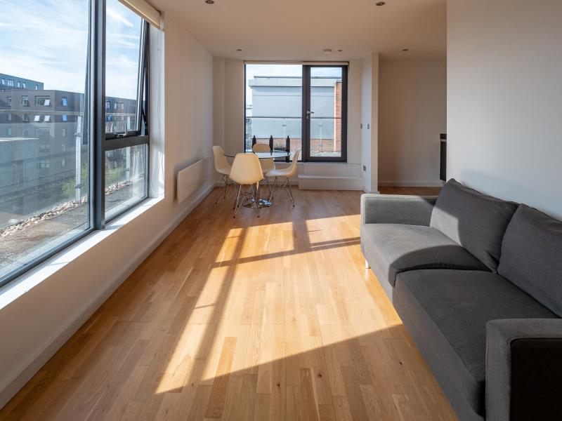 Apt 6.07 :: Flint Glass Wharf image 5