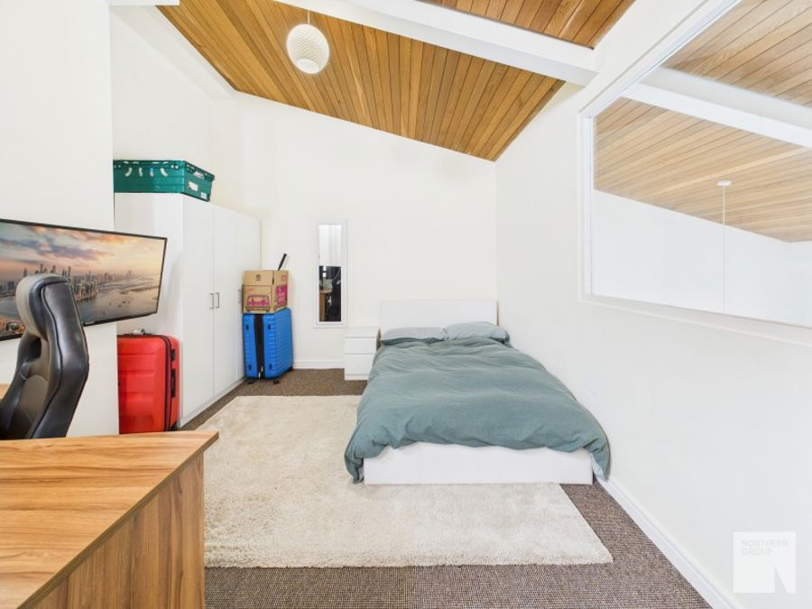 Meadow View :: Manchester image 12