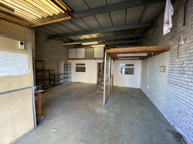 Unit 7 :: Crown Industrial image 3