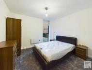 Apt G.10 :: Flint Glass Wharf image 3