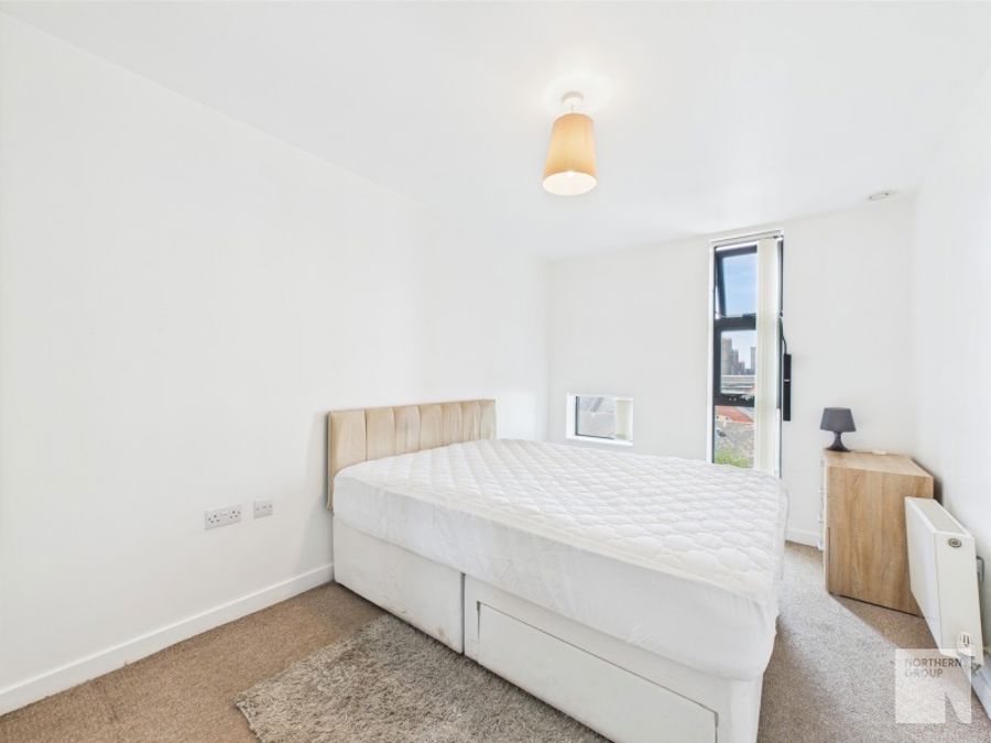 Apt 92, Islington Wharf image 4