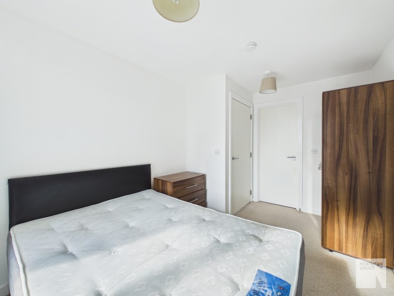 Apt 92, Islington Wharf image 10