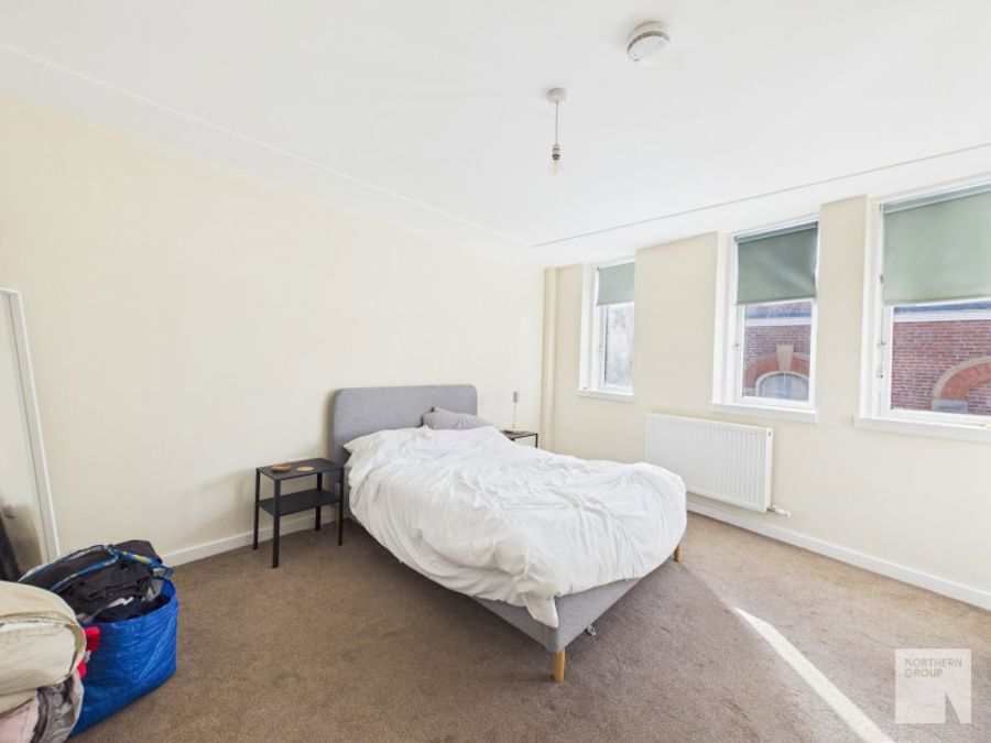 Apt 3 :: Vernon Street  image 5