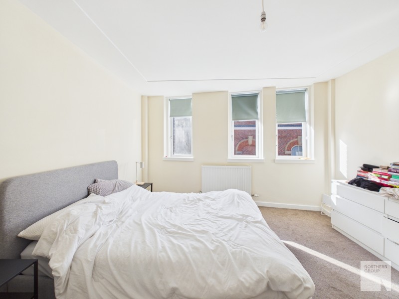 Apt 3 :: Vernon Street  image 6