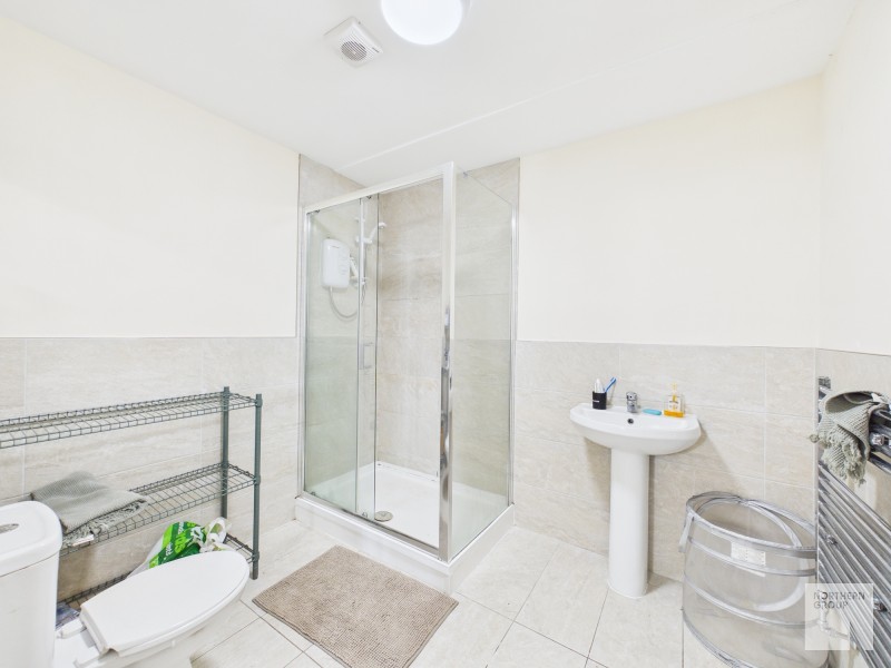 Apt 3 :: Vernon Street  image 7