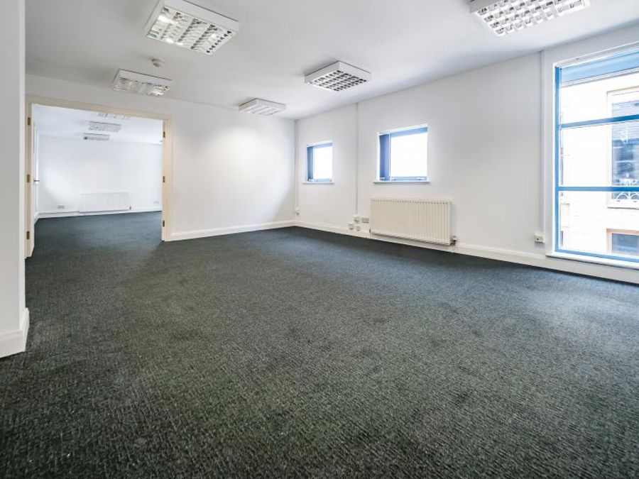 10 Bradley Street, NQ image 2