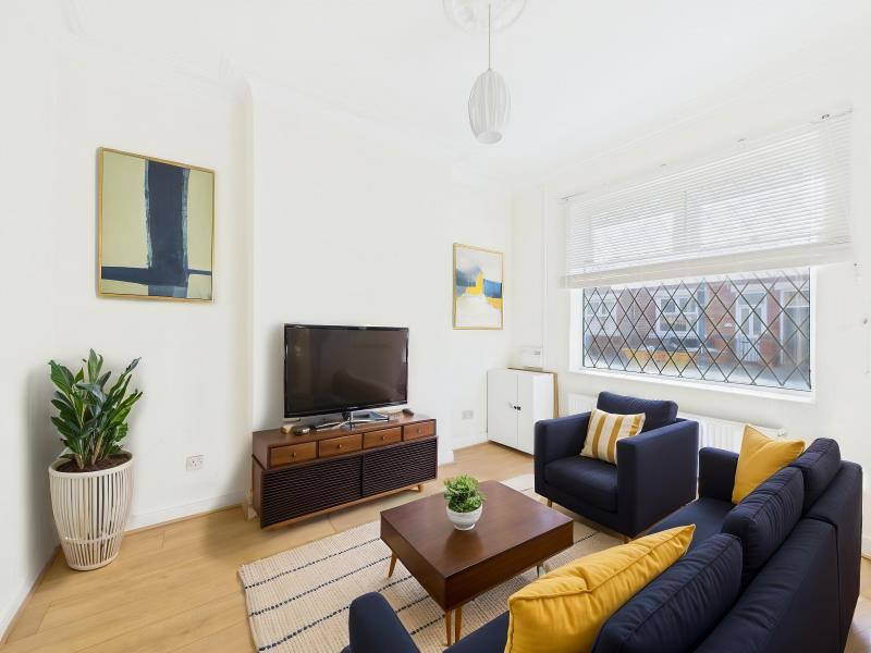 Barrington Street :: Clayton image 1