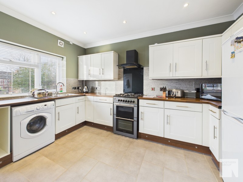 Temple Square :: Manchester image 2