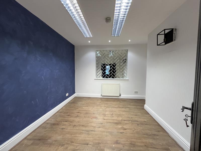 Suite 1, 1st Floor, 69-71 Lever St image 3