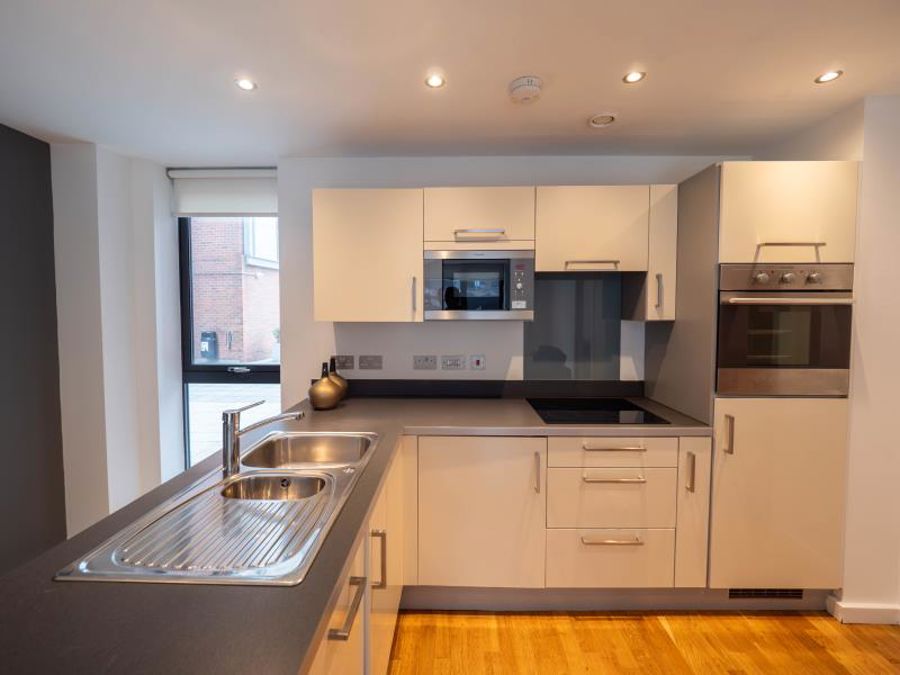 Apt G.11 :: Flint Glass Wharf image 4