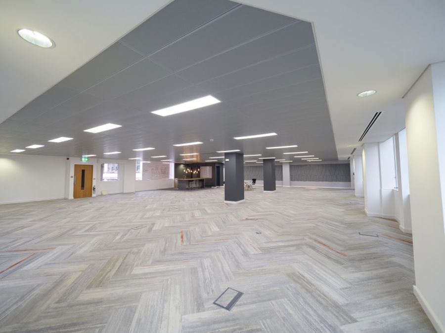 4.02 :: 19 Spring Gardens image 7